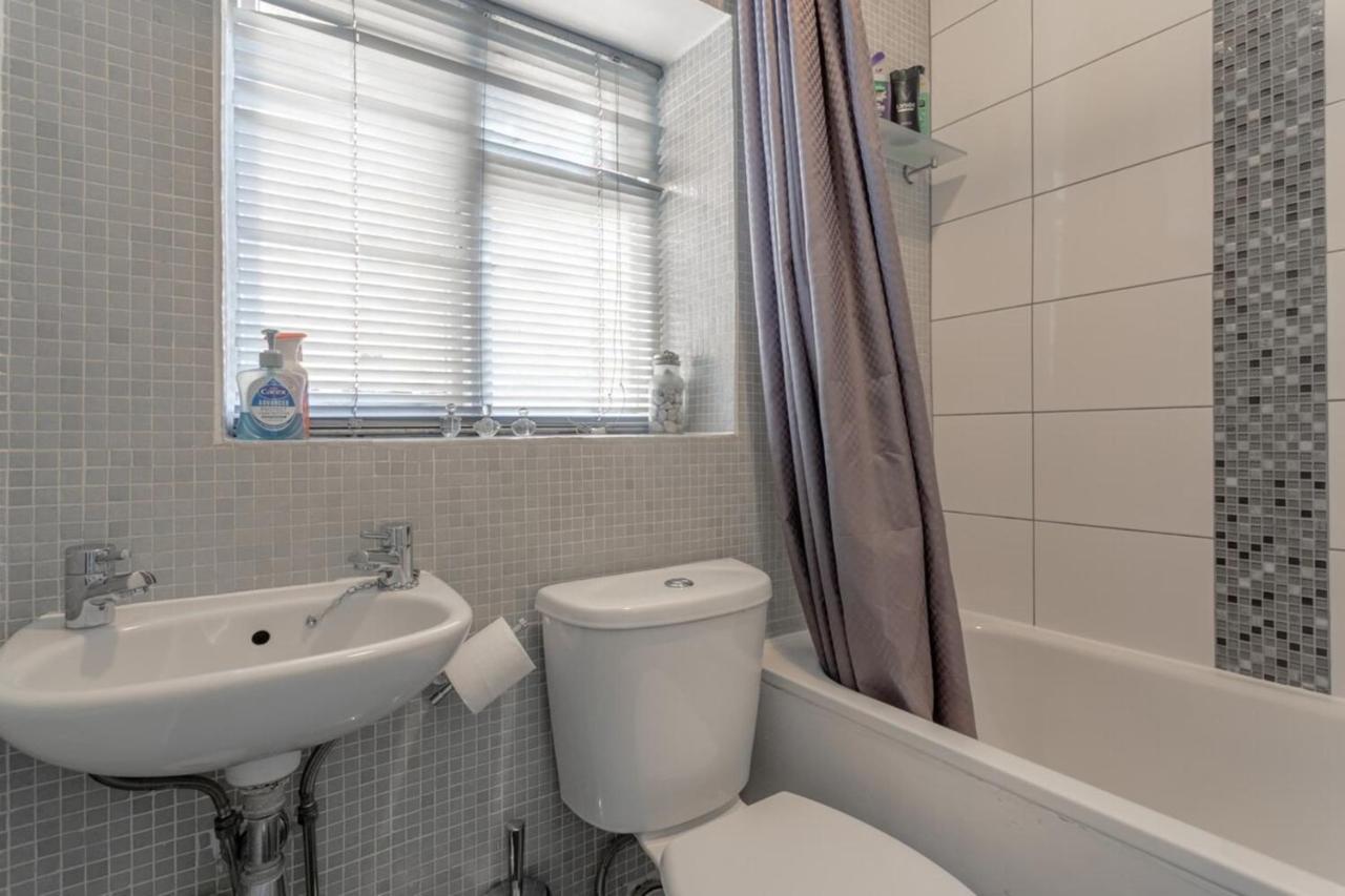 Stylish 1 Bed Apartment Near Battersea Park London Luaran gambar